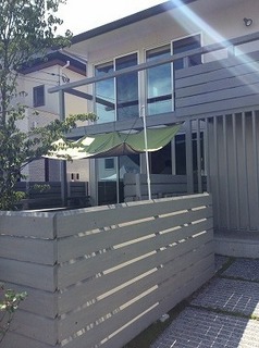 s-image2.jpg